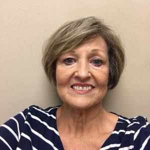 Meet your Posher, Debora